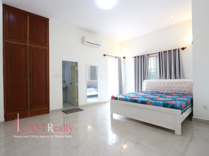 Townhouse for rent in Phnom Penh-N2176168